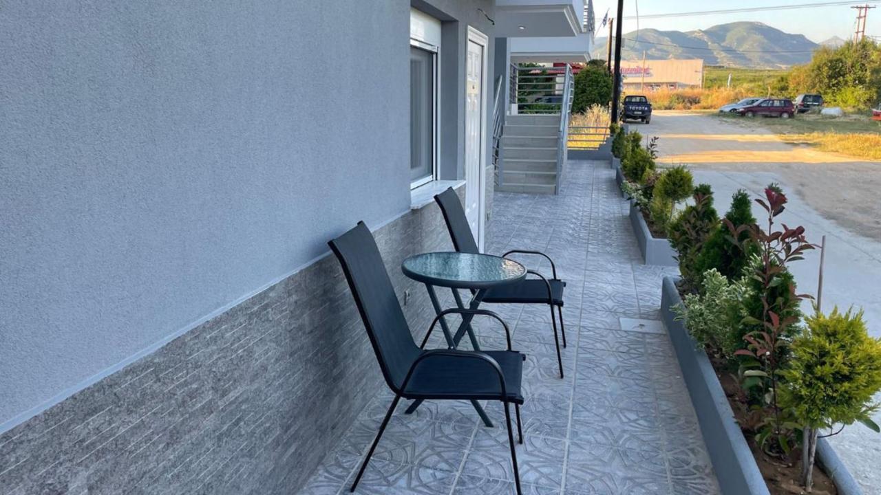 Luxrooms Ofrínion Eksteriør billede